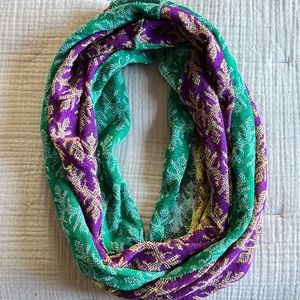Infinity scarf